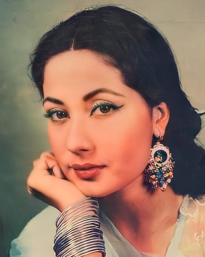 Meena Kumari - Biography